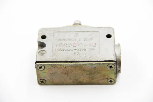 МП1302 У2 исп.1 микропереключатель фото 5 МП1302 У2 исп.1 микропереключатель фото 5